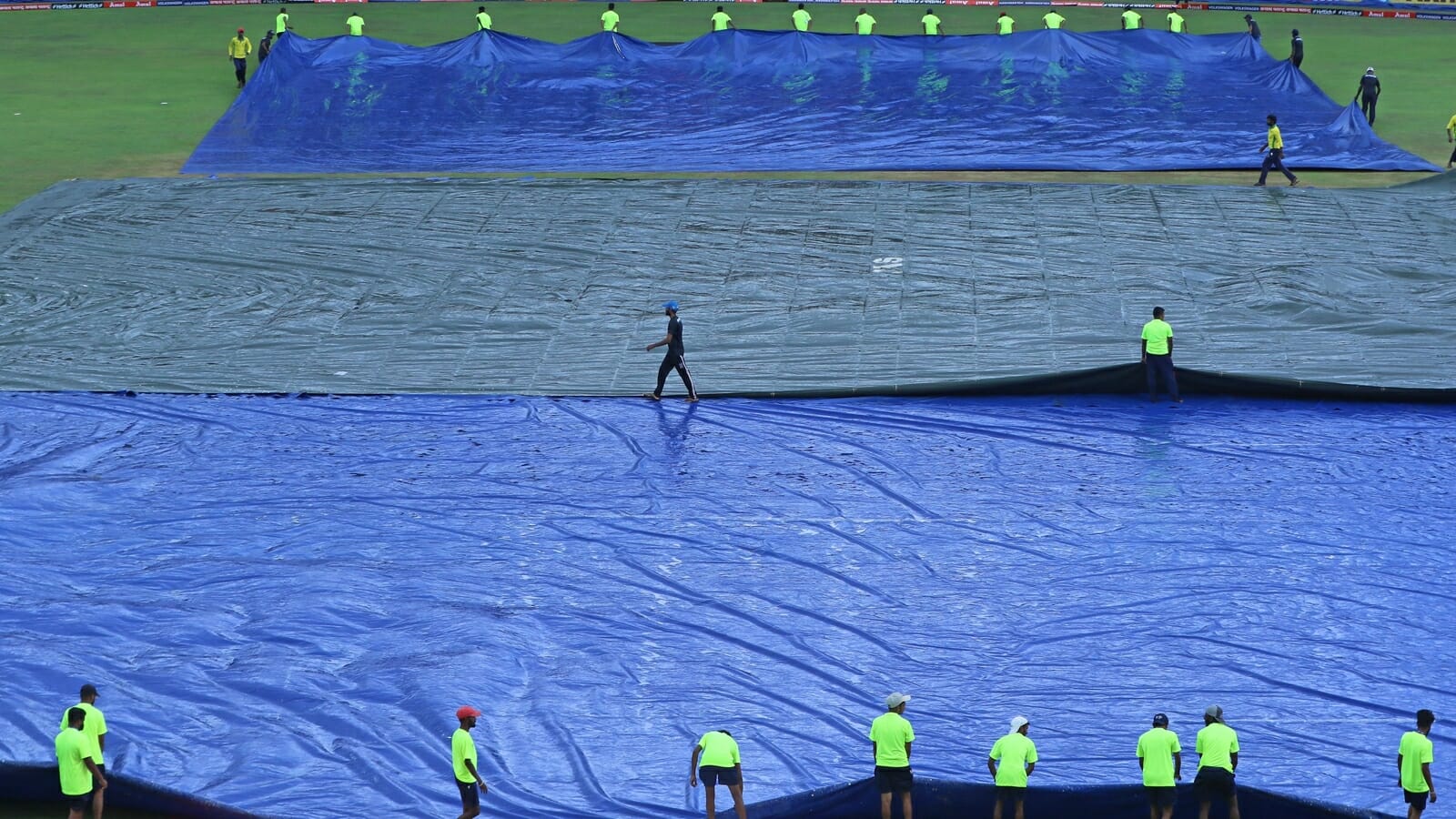 Ind vs Pak Asia Cup 2023: Netizens laud ground staff for keeping field dry amid rain